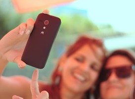 Advies kabinet: pas in groep acht eigen smartphone, social media vanaf 15 jaar Advies kabinet: pas in groep acht eigen smartphone, social media vanaf 15 jaar